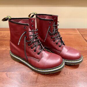 Doc Martens Boots Burgundy, Excellent condition
